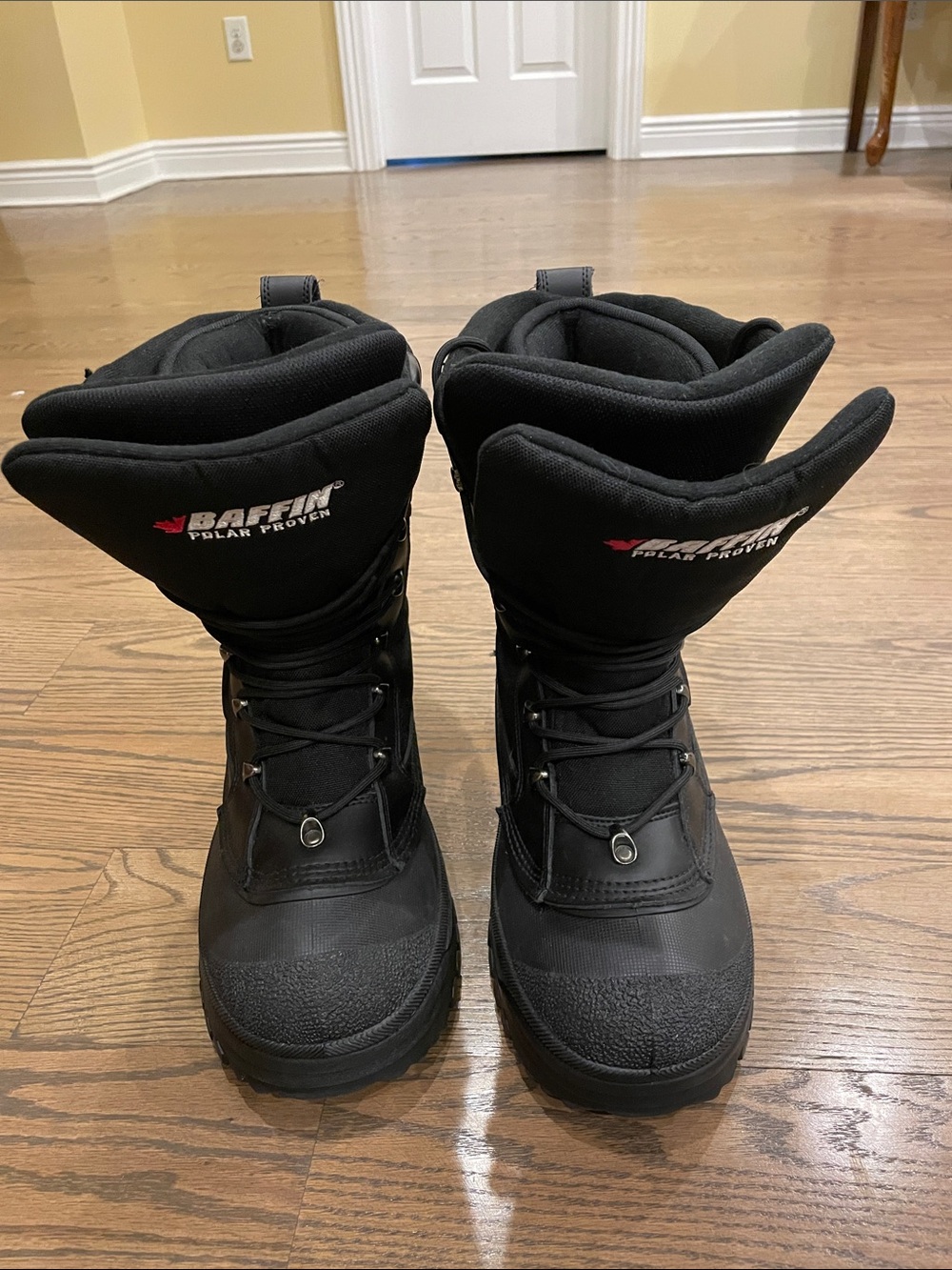 Baffin Black Crossfire Men's Winter Snow Boots with Insulated Collar, Size 10